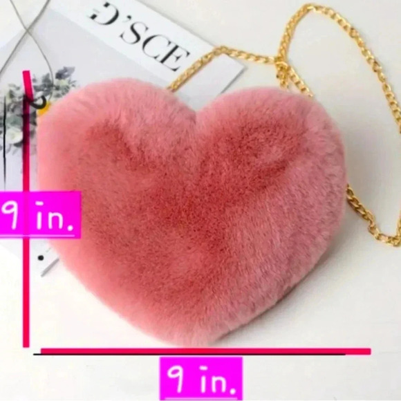 Fuzzy Pink Heart Crossbody Bag with gold chain - Picture 3 of 3